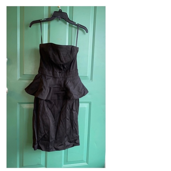 White House black market size 4 black cocktail dress - Picture 1 of 7